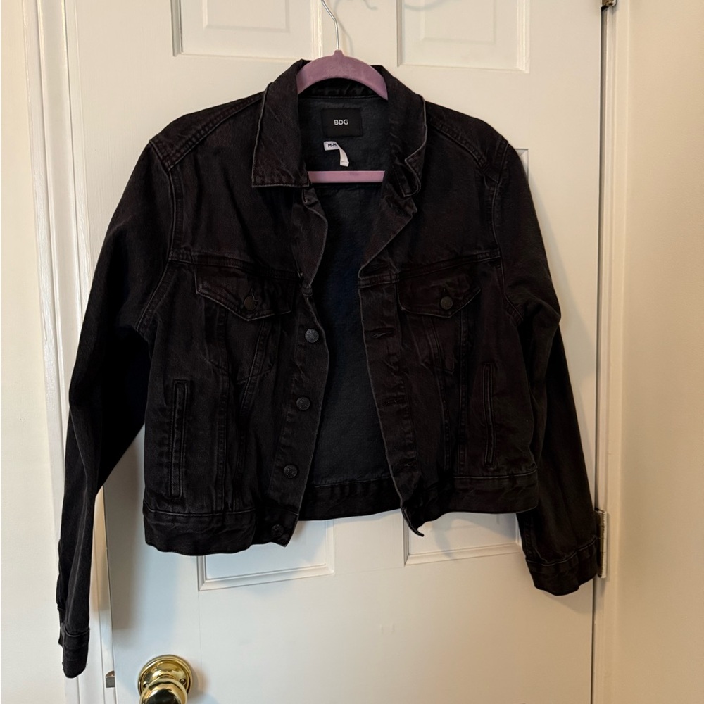 BDG Black Jean Jacket Classic Cropped Style